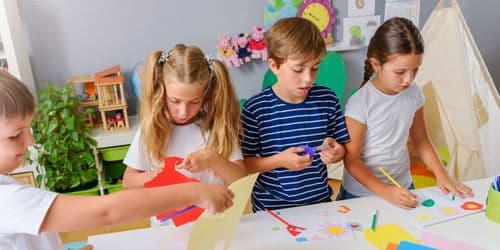 Lahjoitus lasten ja nuorten taidetyöpajoihin