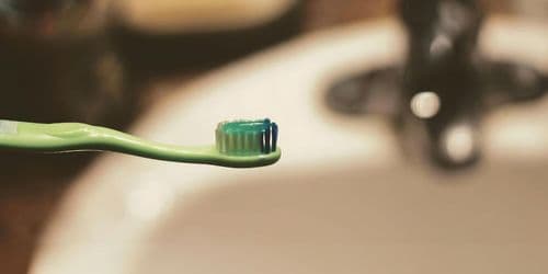 Hygieniavälineet turvaa hakevalle nuorelle