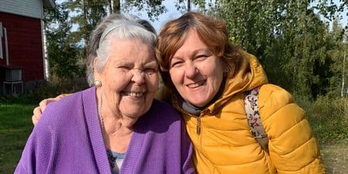 Ikäihmisille ja vammaisille virkistystä ja ryhmiä, vapaaehtoisille koulutusta